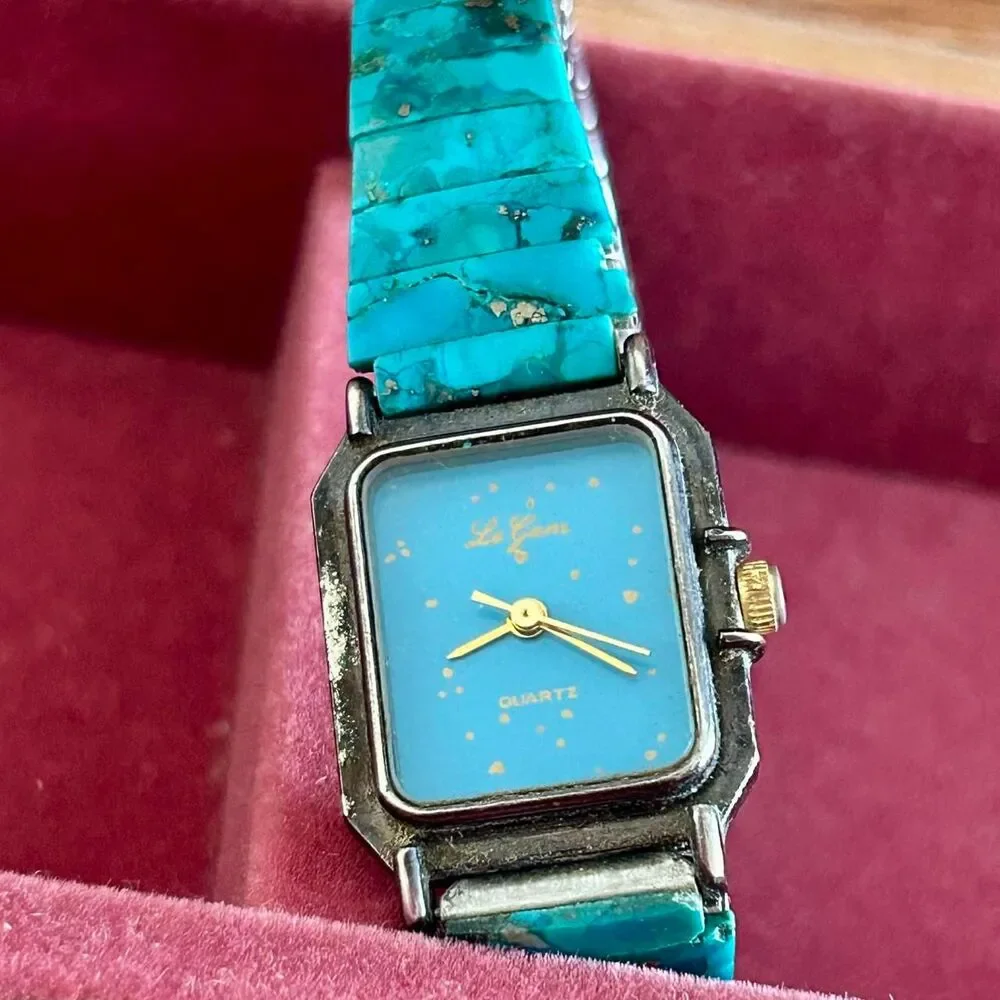 Source Unknown vintage blue